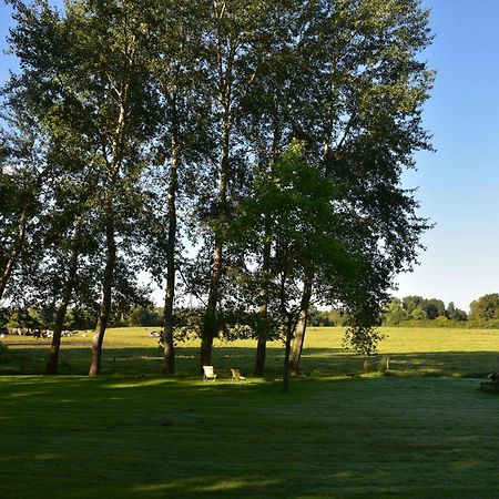 Domaine De L'Ermitage Bed and Breakfast Berry-Bouy Εξωτερικό φωτογραφία