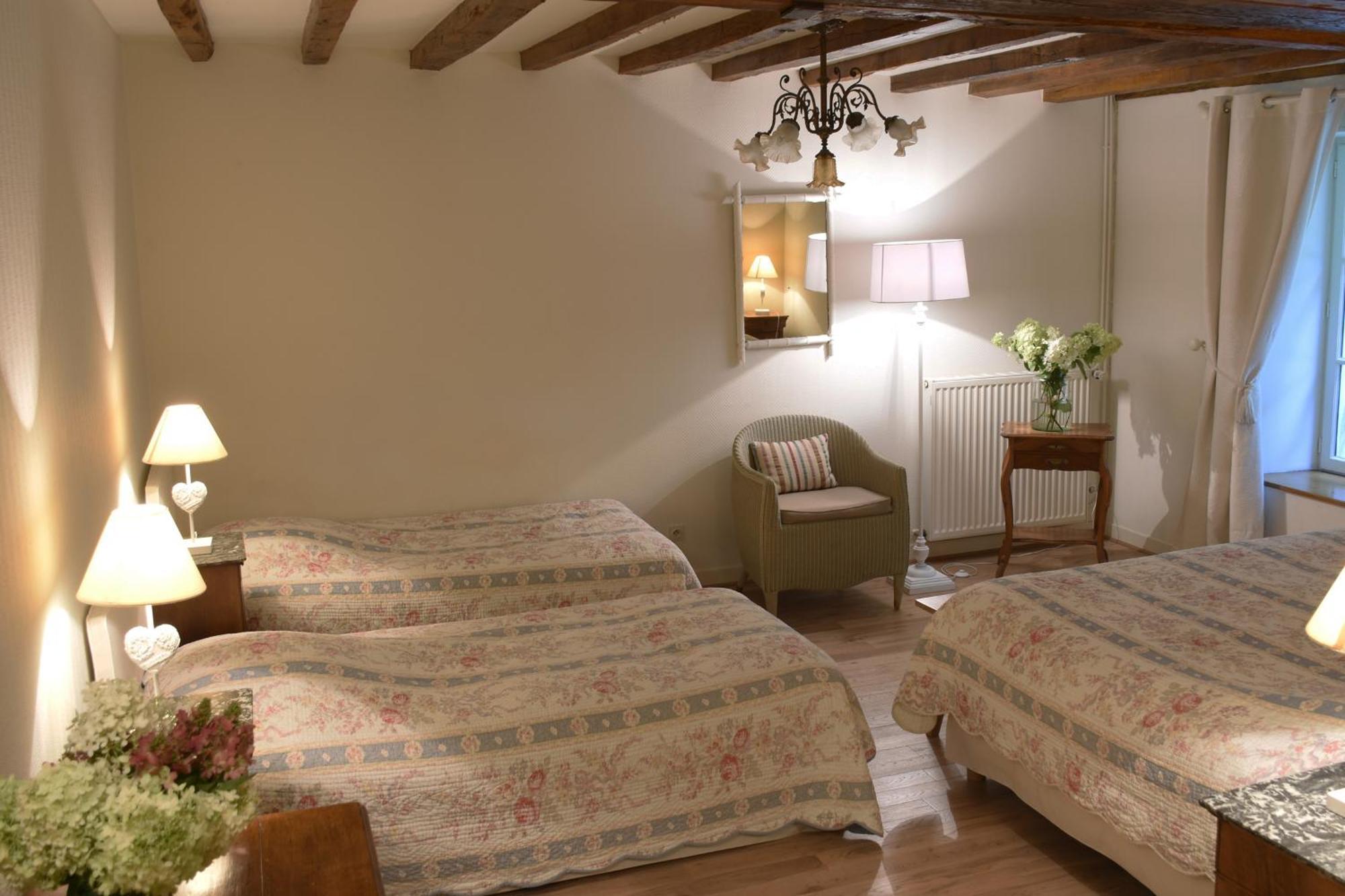 Domaine De L'Ermitage Bed and Breakfast Berry-Bouy Εξωτερικό φωτογραφία